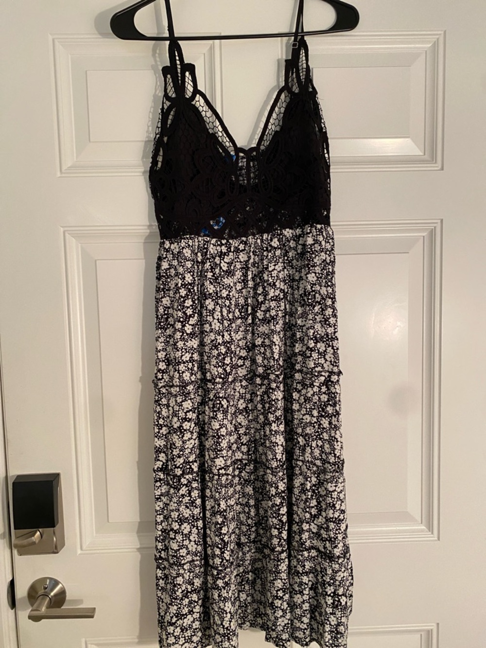 Cupshe  Black Lace Top Floral Midi Dress Beach Pool Women’s Sz Medium NWT